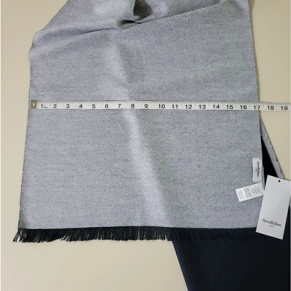 Goodfellow & Co. Men's Navy Reversible Scarf